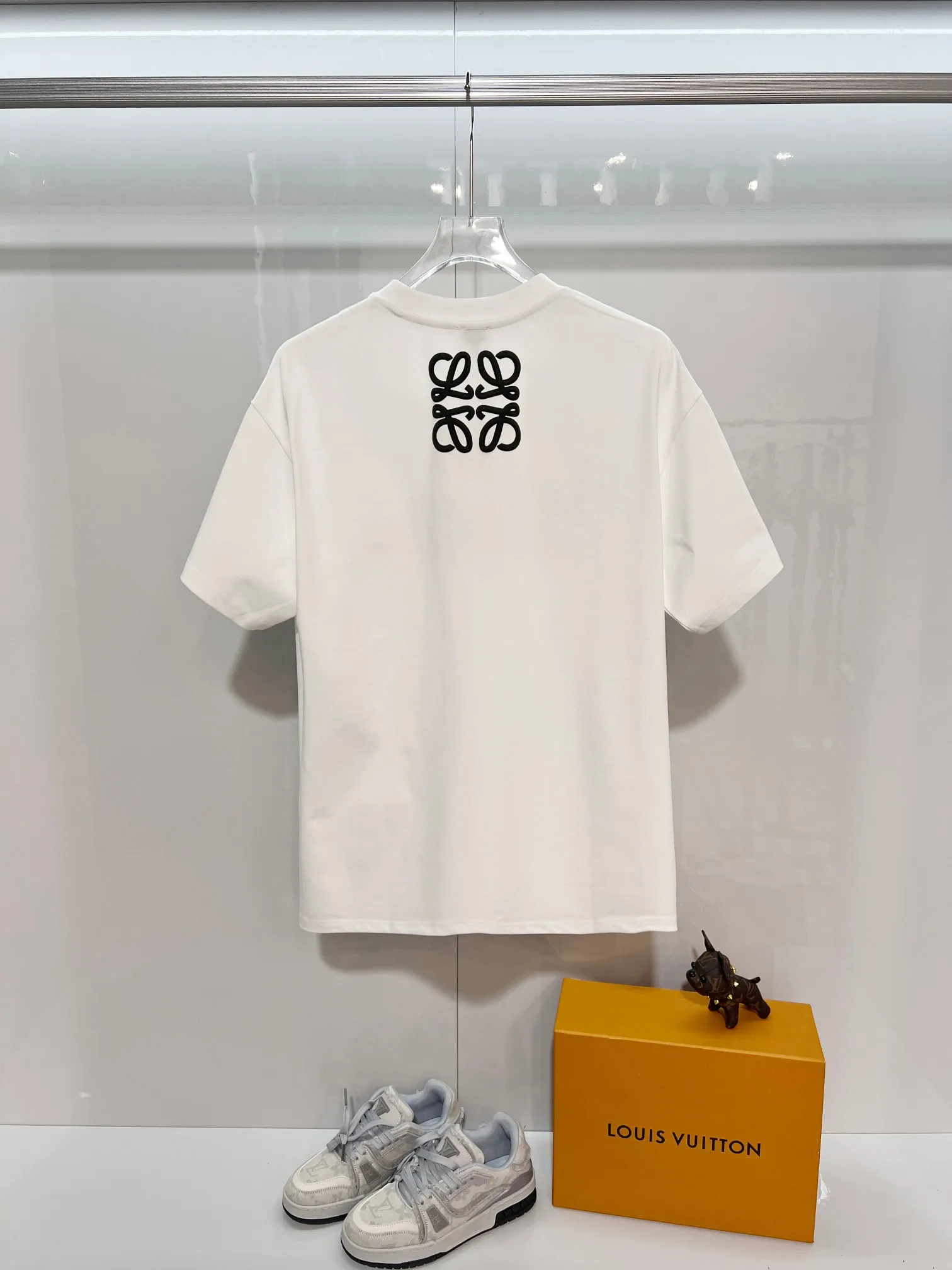LOEWE/ Quality T Classic LOGO 2025ss Quality Versatile Quality : Black.White Size：S M L XL